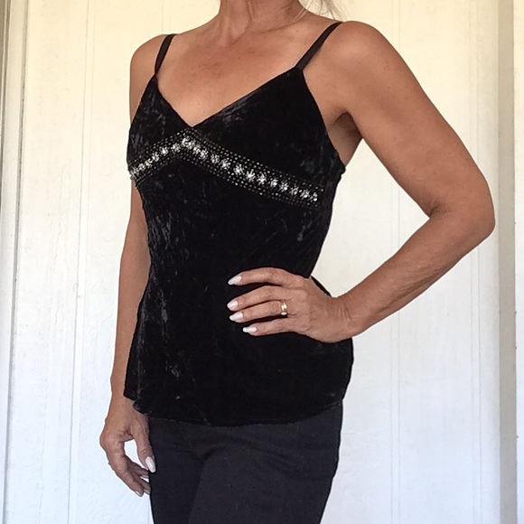 EXPRESS CRUSHED VELVET EMBELLISHED CAMISOLE MEDIUM - Picture 3 of 11